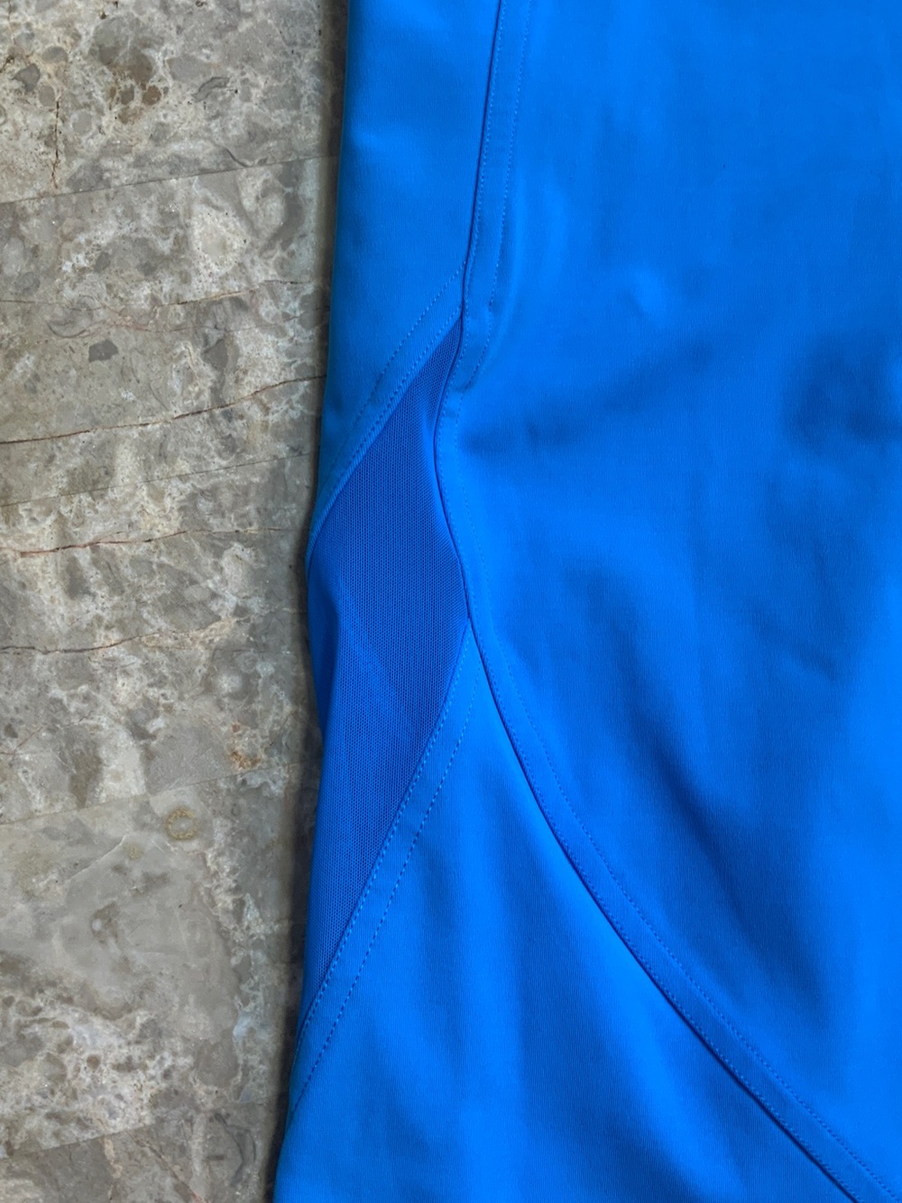 Lululemon Electric Blue Cropped Athletic Leggings - Picture 4 of 6